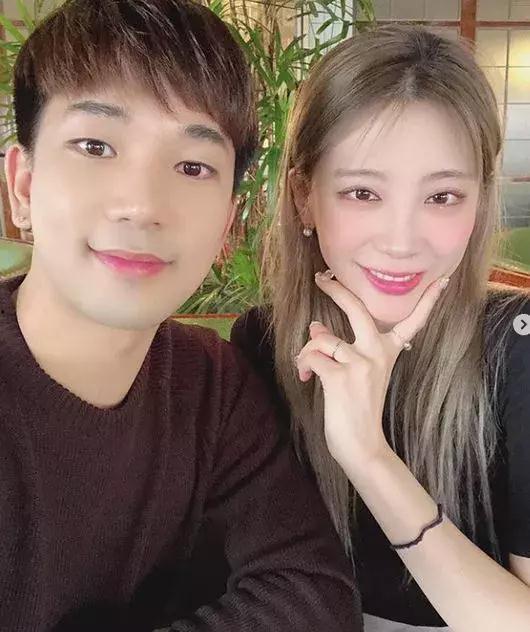 爱豆女友爆料视频,揭秘明星背后的真实生活